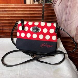 Dooney & Bourke Disney Resort Minnie Mouse Crossbody sold out! Rocks the Dots!